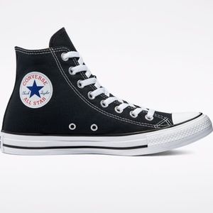 NWOT Converse Chuck Taylor All Star Classic High Top Sneakers Size 9.5 W
